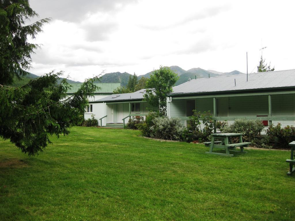 Alpine Holiday Apartments & Campground Hanmer Springs Exterior photo