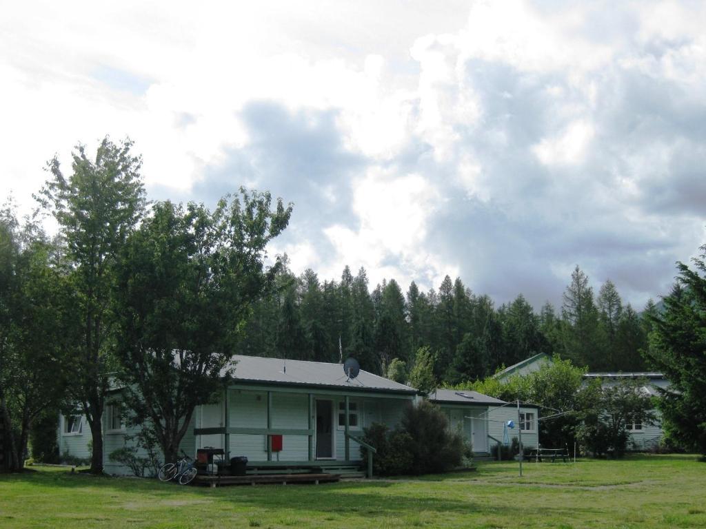 Alpine Holiday Apartments & Campground Hanmer Springs Exterior photo
